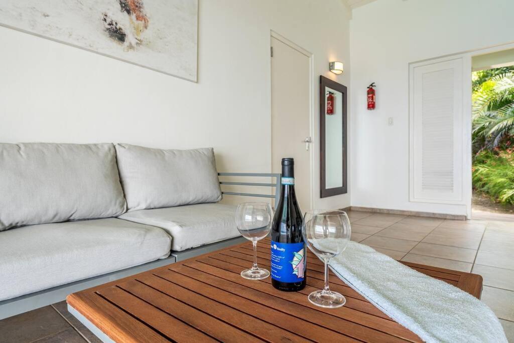 Cliff Cottage- Vacation Villa With Breath Taking Sea View Kralendijk  Exterior photo